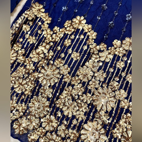 Pakistani / Indian fancy party or wedding wear Navy blue - Picture 4 of 5